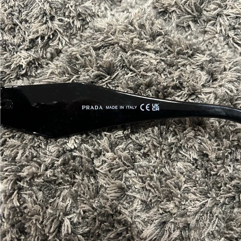 Prada Black Sunglasses - Picture 3 of 4